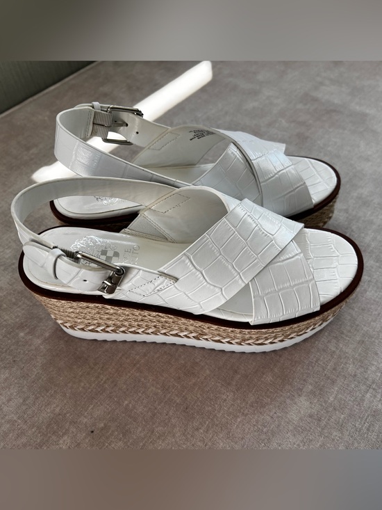 Vince Camuto Shoes - Vince Camuto White Croc-Texture Platform Sandals - Women, Size 5.5, New